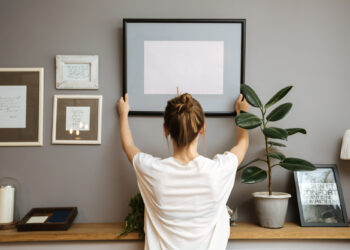 how to decorate a house