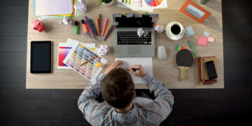 common infographic building errors