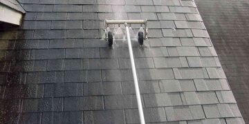 how to clean a metal roof